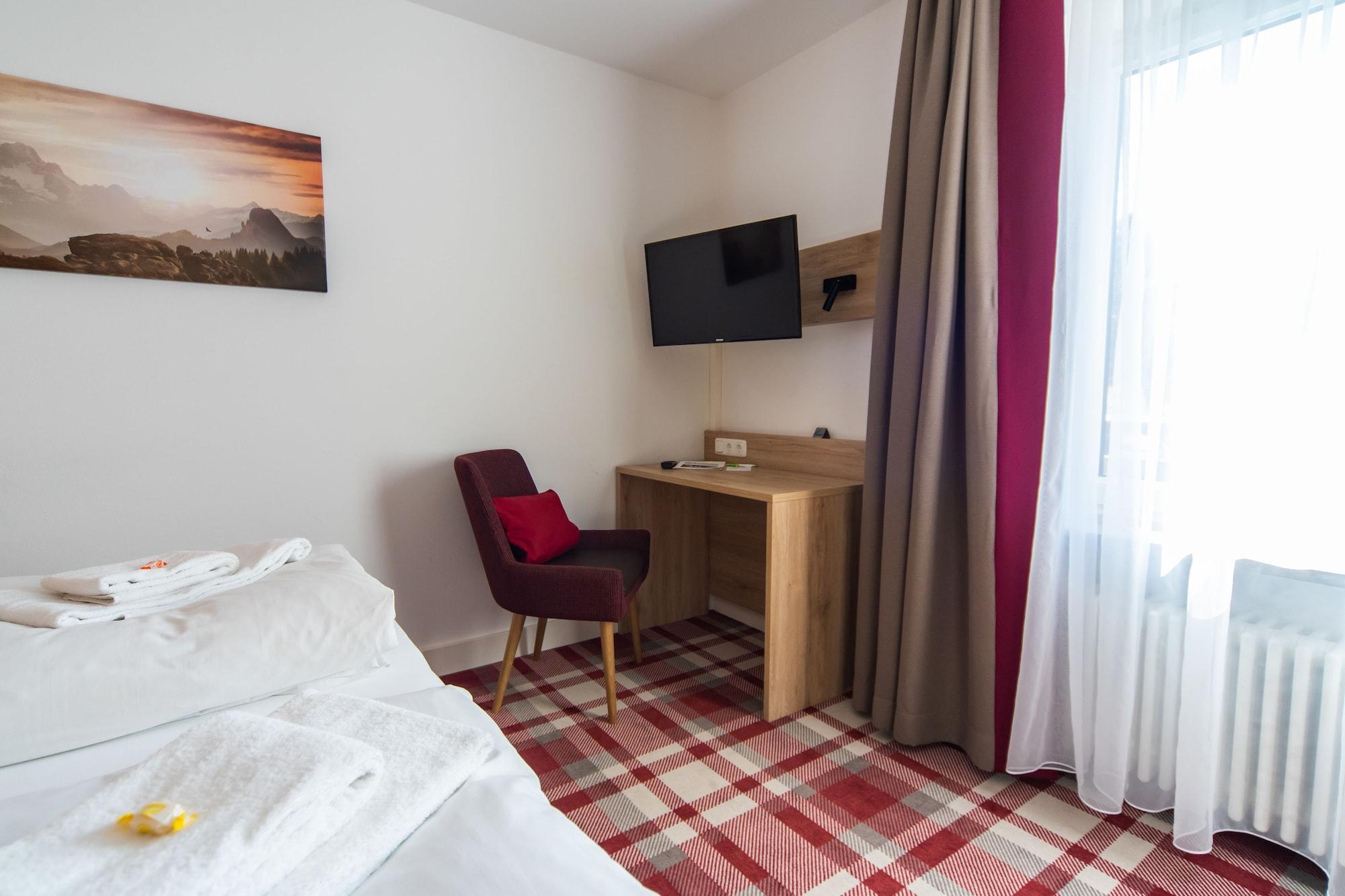 Hotel Weissbraeu Oberhaching Eksteriør billede