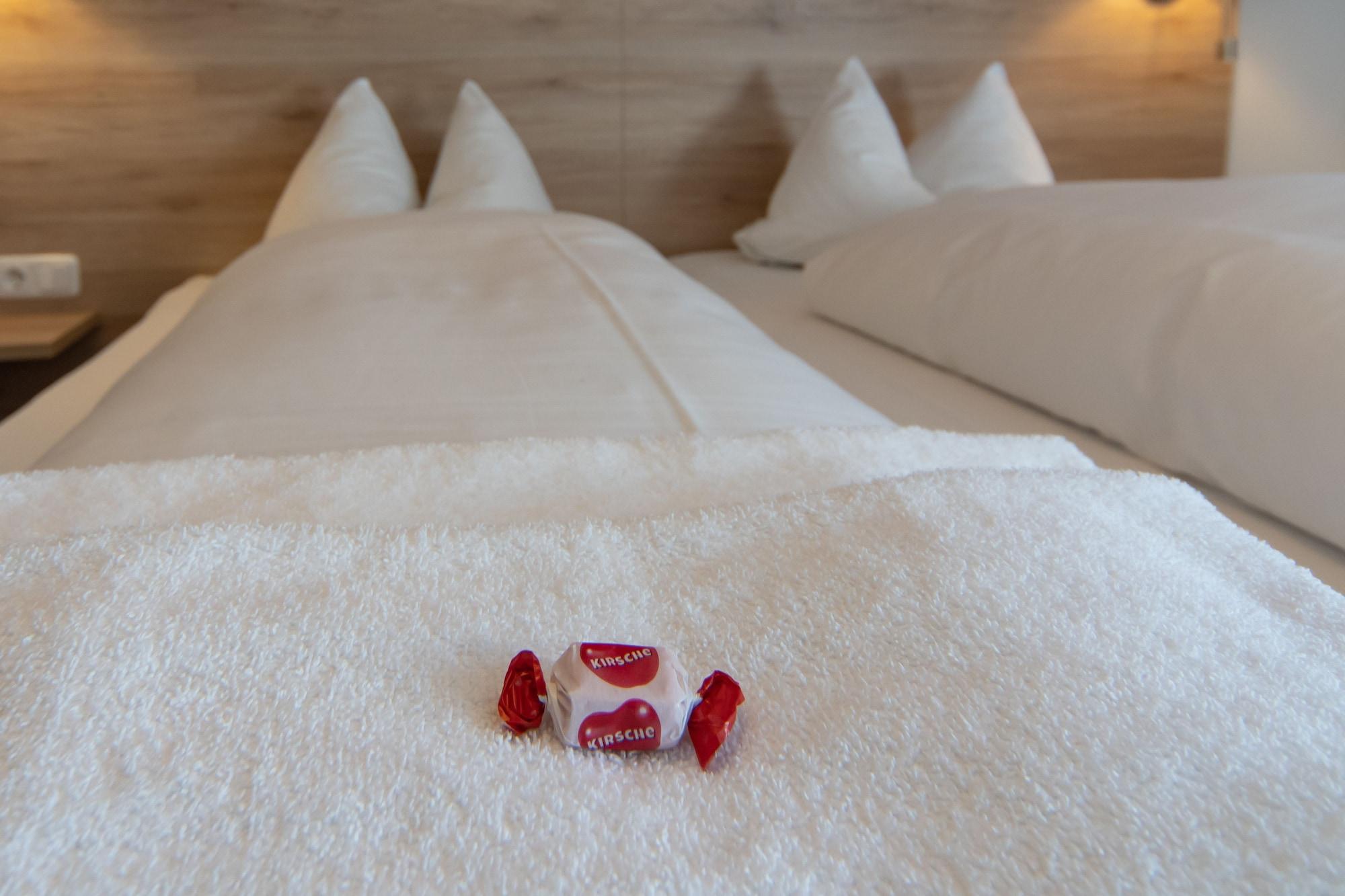 Hotel Weissbraeu Oberhaching Eksteriør billede