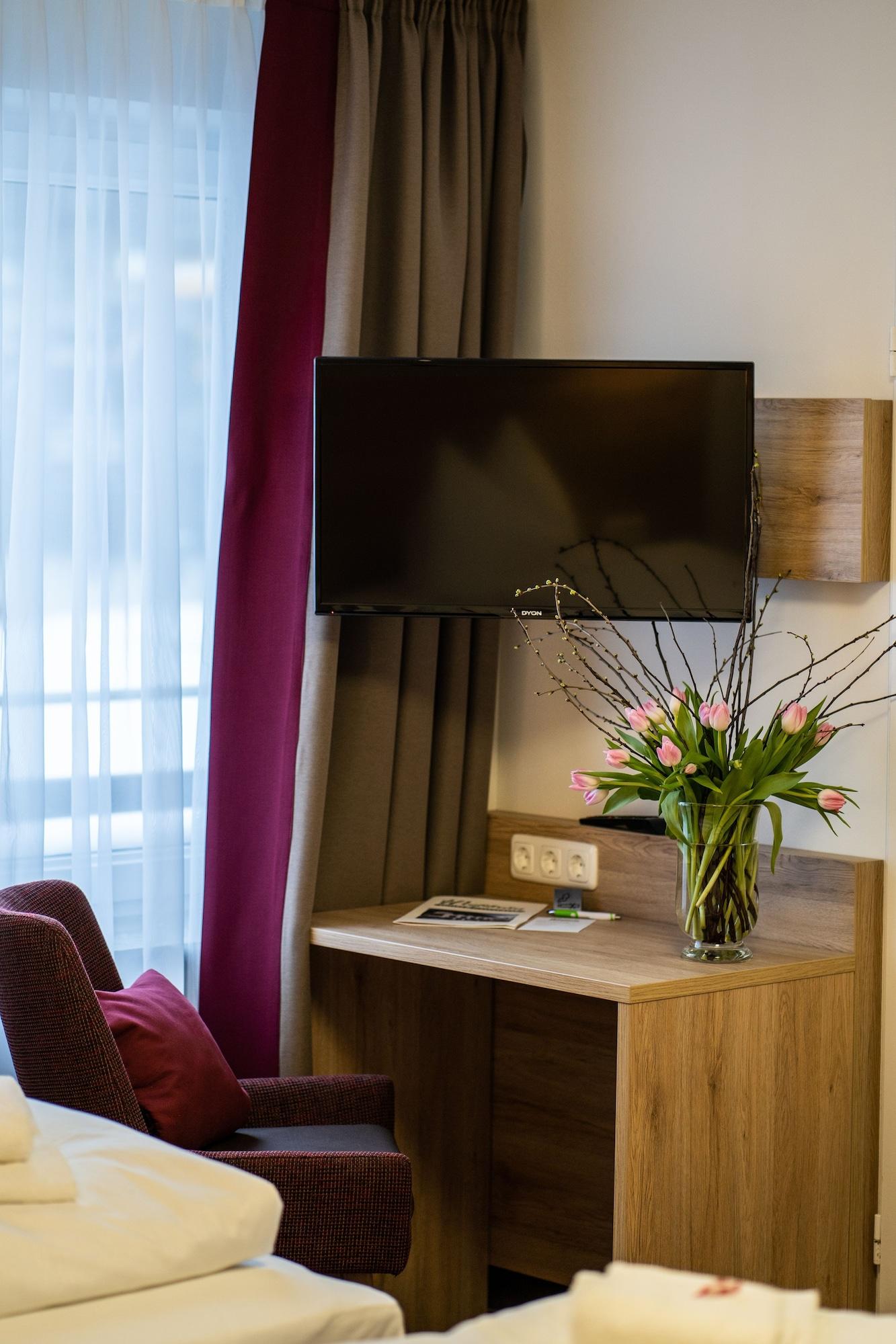 Hotel Weissbraeu Oberhaching Eksteriør billede