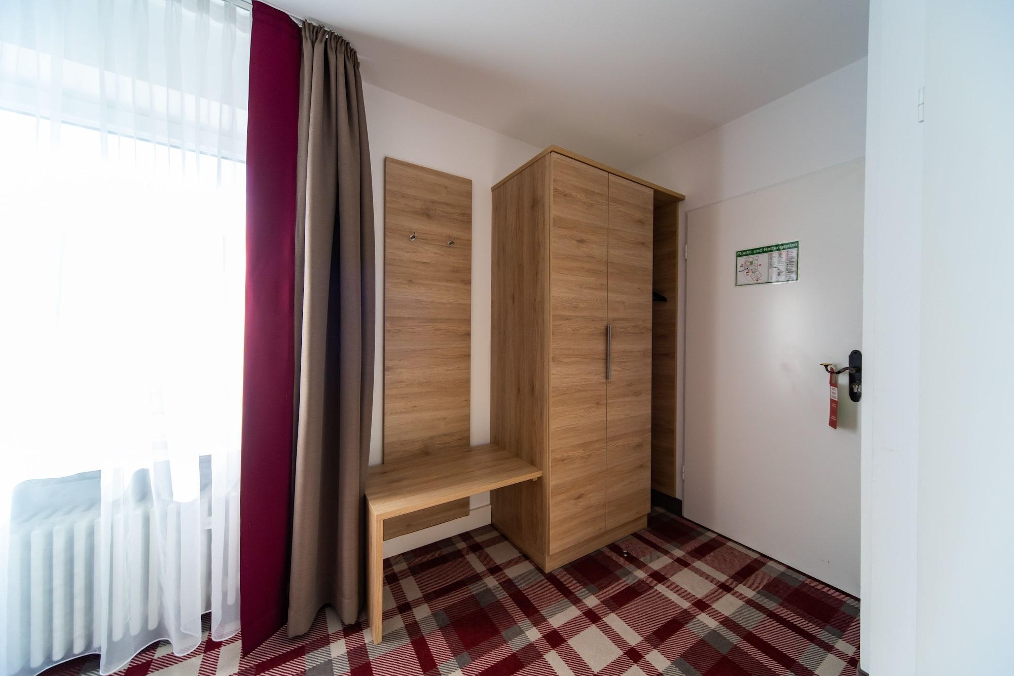 Hotel Weissbraeu Oberhaching Eksteriør billede