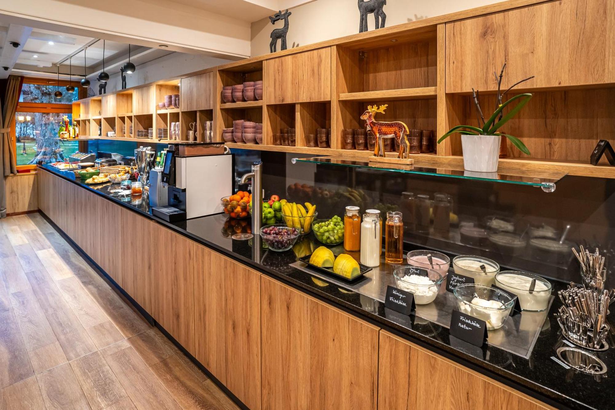 Hotel Weissbraeu Oberhaching Eksteriør billede